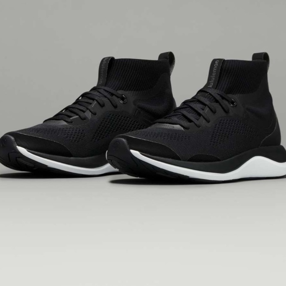 Lululemon Chargefeel Mid Women’s Workout Shoe